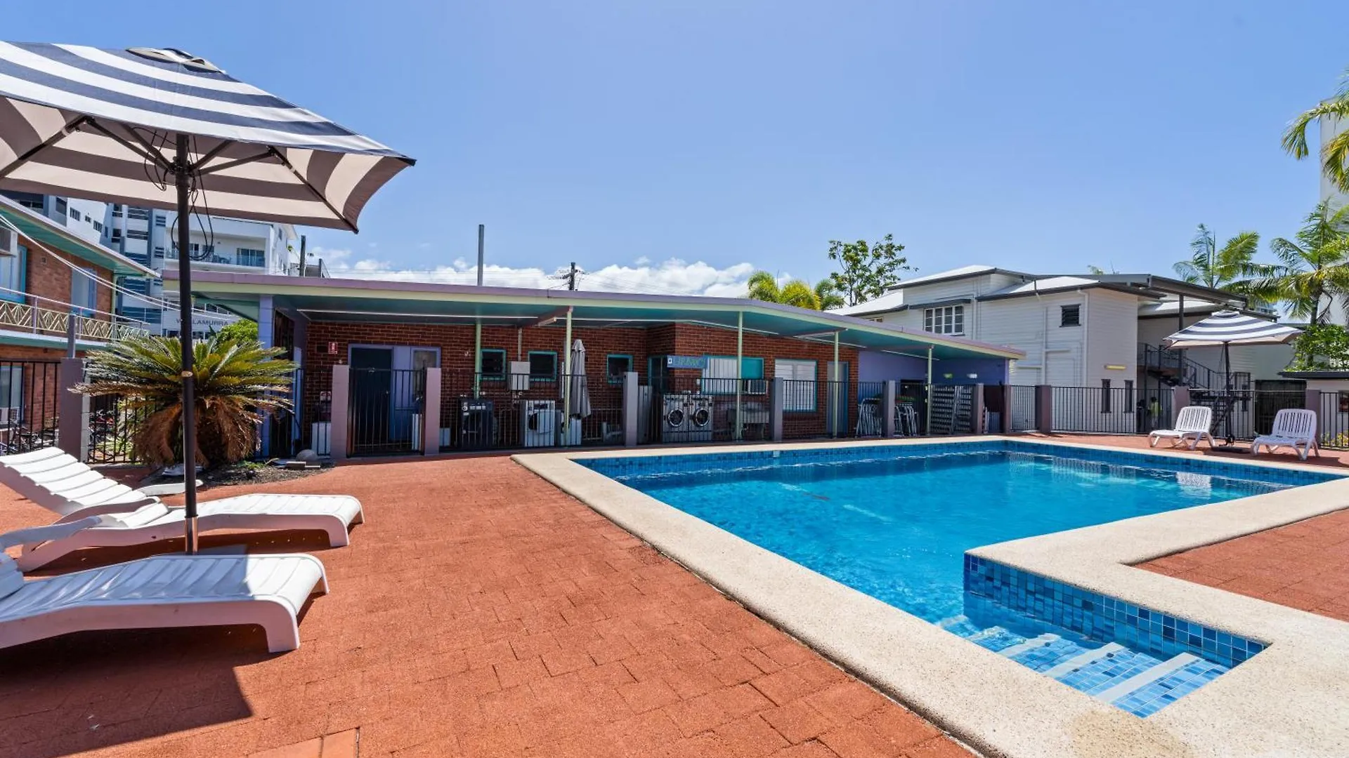 Caravella Backpackers Hostel Cairns