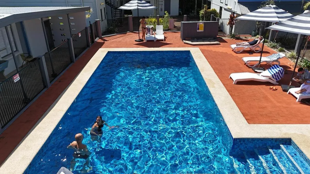 Caravella Backpackers Hostel Cairns