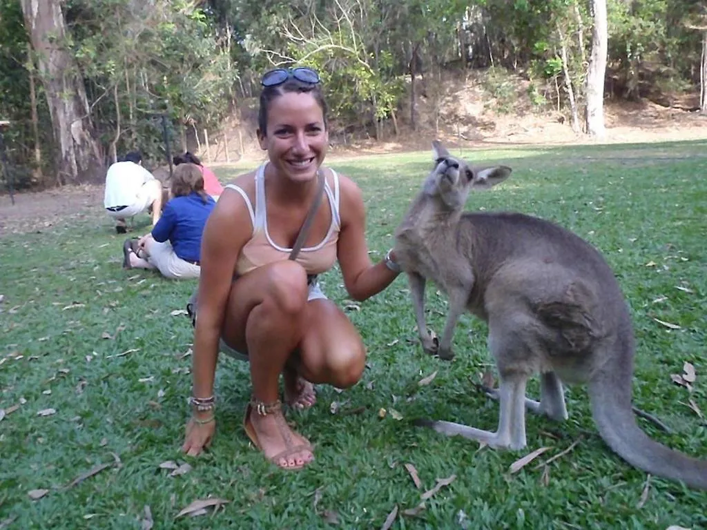 **  Caravella Backpackers Hostel Cairns Australia