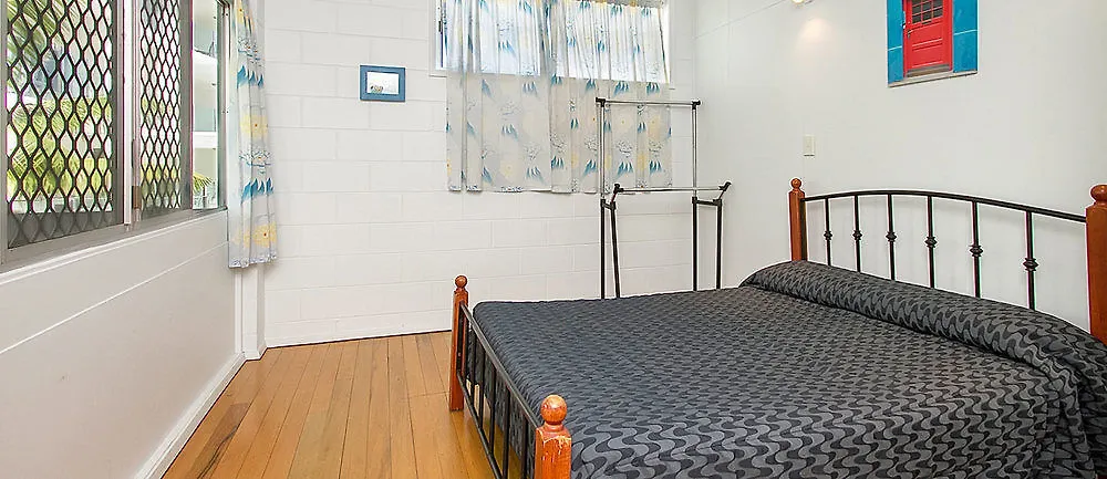 Caravella Backpackers Hostel Cairns Australia