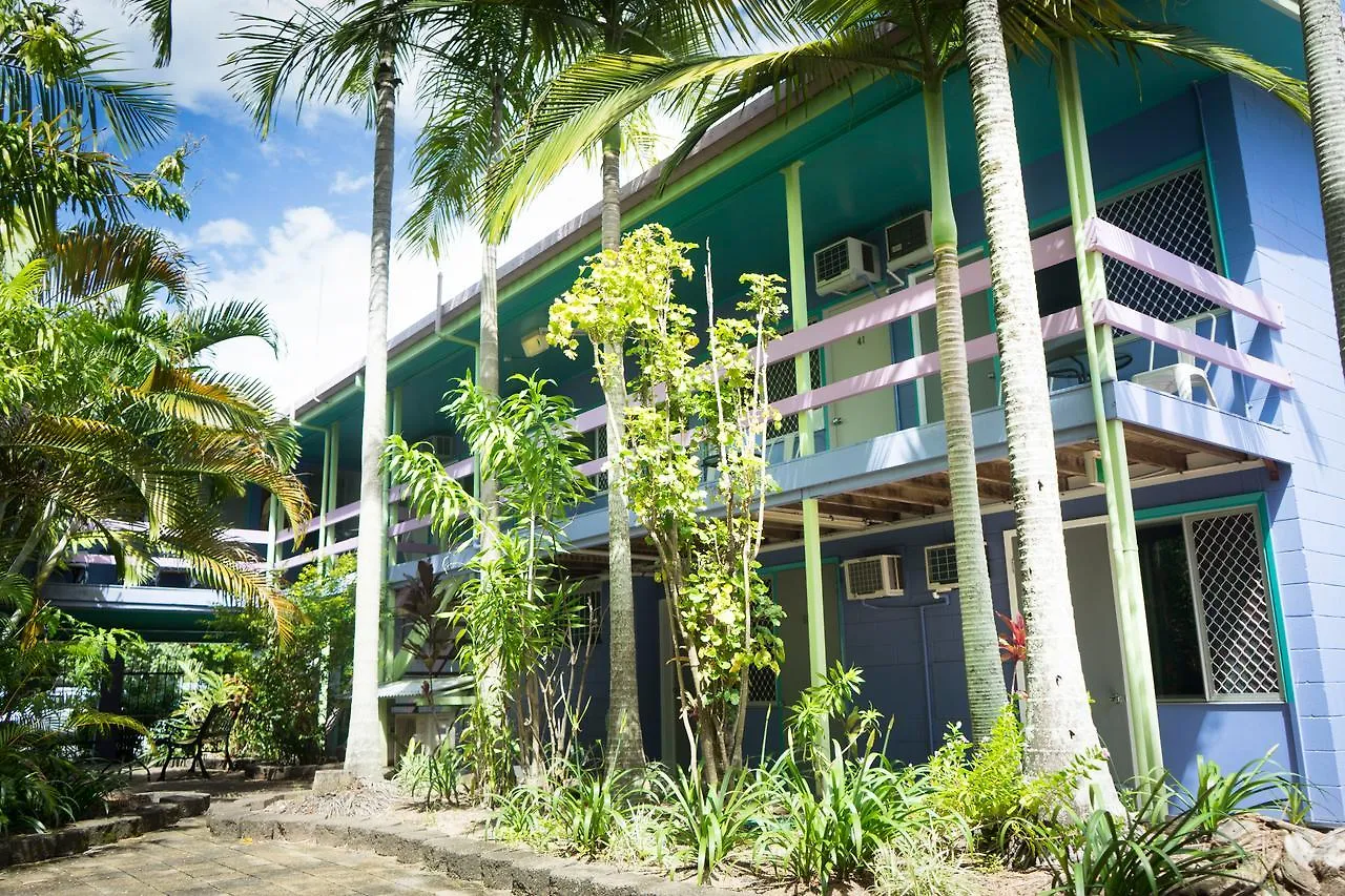 Caravella Backpackers Hostel Cairns