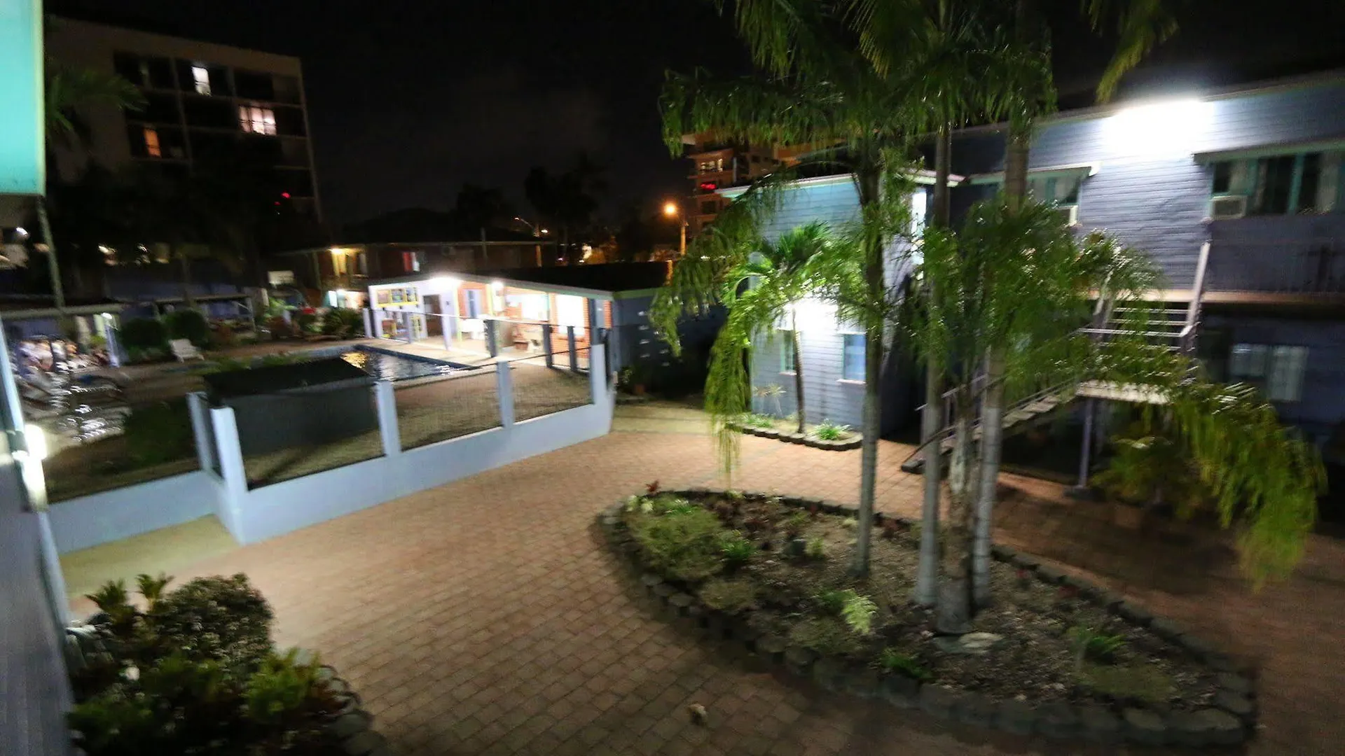 Caravella Backpackers Hostel Cairns Australia