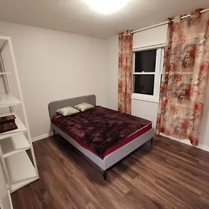 Beautiful 3 Bedroom House Apartment Ottawa