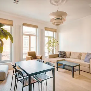 The Greenplace Lodge. In Heart Of Antwerp. Apartment Antwerp
